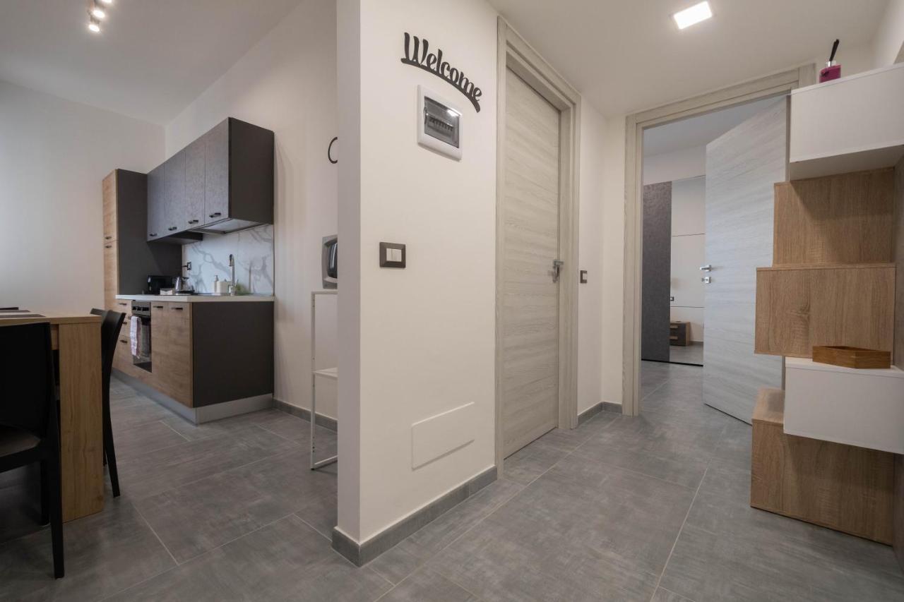 Apartment L&M, Rhomilanofiera Bollate Luaran gambar
